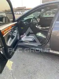 2017 Genesis G90