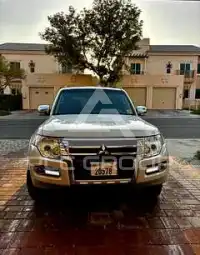 2018 Mitsubishi PAJARO