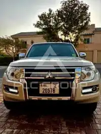 2018 Mitsubishi PAJARO