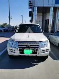 2018 Mitsubishi PAJARO