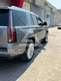 2018 Cadillac ESCALADE