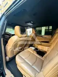 2018 Cadillac ESCALADE