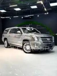 2018 Cadillac ESCALADE