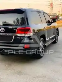 2018 Toyota LAND CRUISER