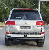 2018 Toyota LAND CRUISER