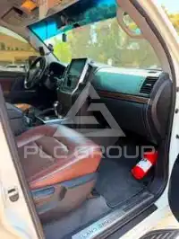 2018 Toyota LAND CRUISER