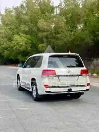 2018 Toyota LAND CRUISER