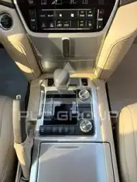 2018 Toyota LAND CRUISER