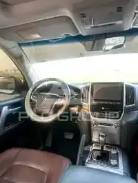 2018 Toyota LAND CRUISER