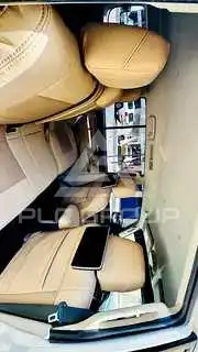 2019 Mitsubishi PAJARO