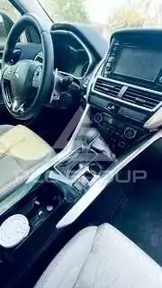 2019 Mitsubishi ECLIPSE