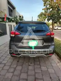 2019 Nissan KICKS