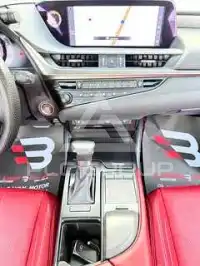 2019 Lexus ES