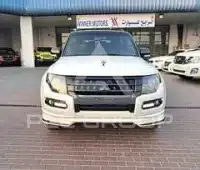 2020 Mitsubishi PAJARO