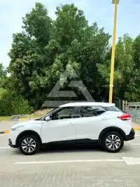 2020 Nissan KICKS