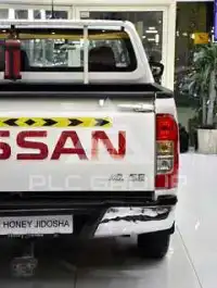 2020 Nissan Navara