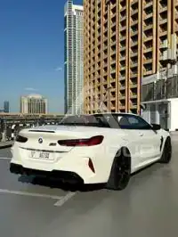 2020 BMW M8