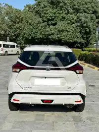 2021 Nissan KICKS