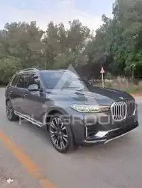 2021 BMW X7