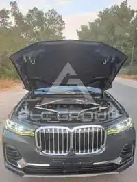 2021 BMW X7