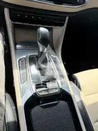2021 MG 