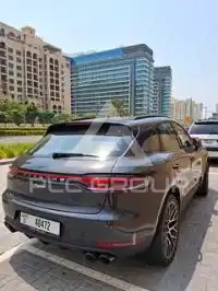 2021 Porsche MACAN