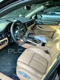 2021 Porsche MACAN