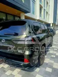 2021 Lexus LX