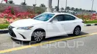2021 Lexus ES