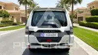 2022 Mitsubishi PAJARO