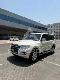 2022 Mitsubishi PAJARO