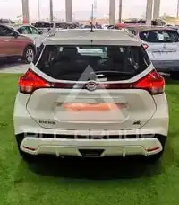 2022 Nissan KICKS