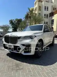 2022 BMW X7
