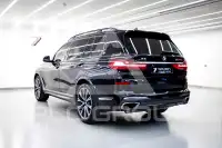 2022 BMW X7
