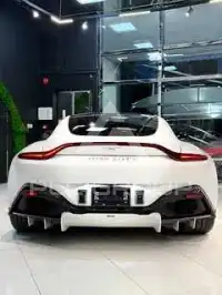 2022 Aston Martin Vantage