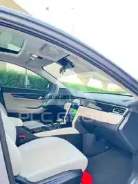 2022 JAC J7