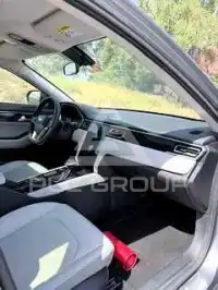 2022 JAC J7