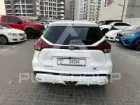 2023 Nissan KICKS