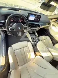 2023 BMW 535