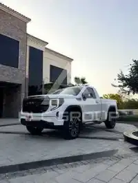 2023 GMC Sierra
