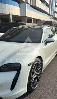2023 Porsche Taycan