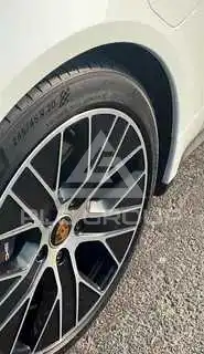 2023 Porsche Taycan