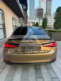 2023 Lexus ES