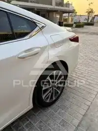 2023 Lexus ES
