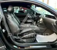 2023 Ford MUSTANG