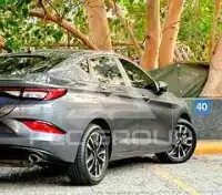 2023 JAC J7