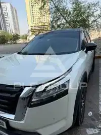 2024 Nissan PATHFINDER