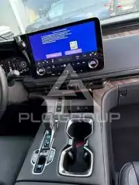 2024 Lexus LM