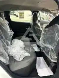 2025 Nissan KICKS
