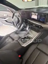 2025 BMW 320